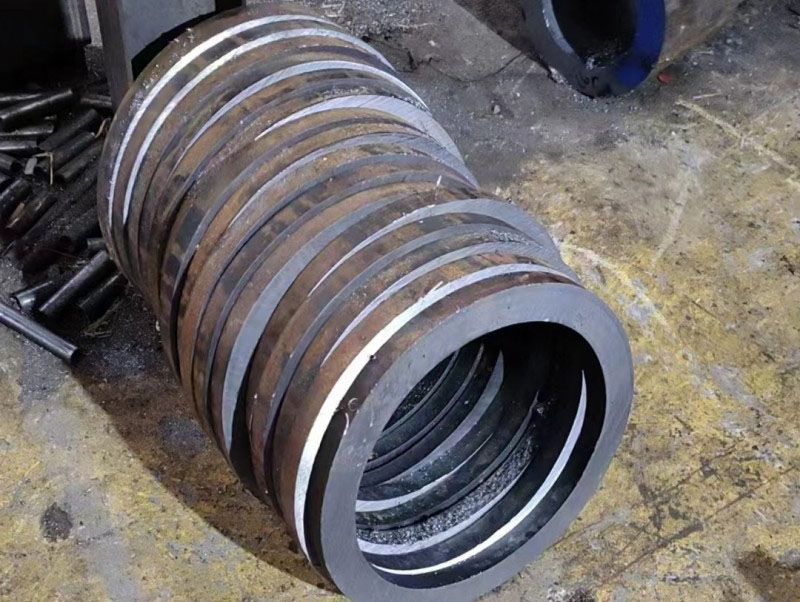金塔30CrMo无缝钢管切割